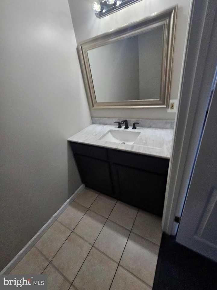 7508 Diplomat Dr - Photo 7 of 25
