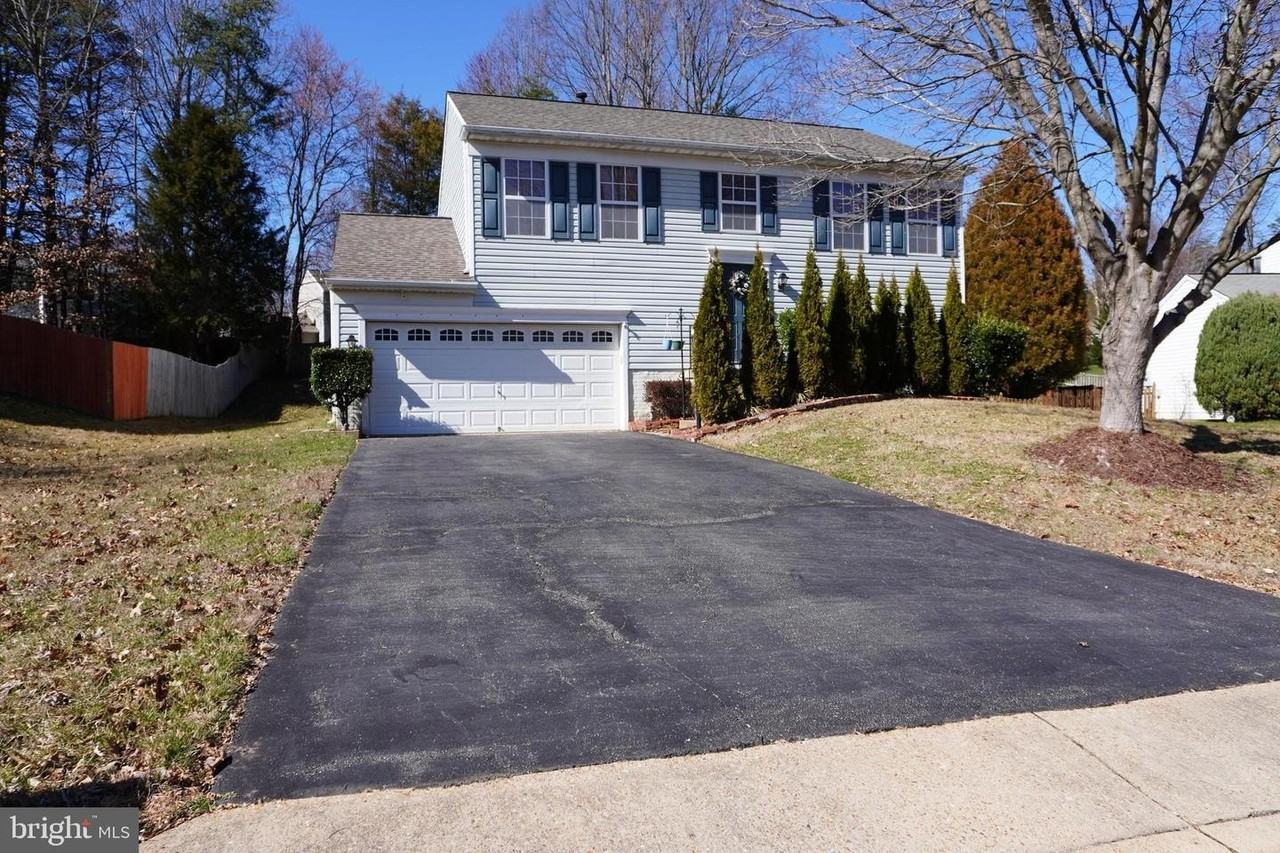 14882 Geranium Ct - Photo 3 of 50