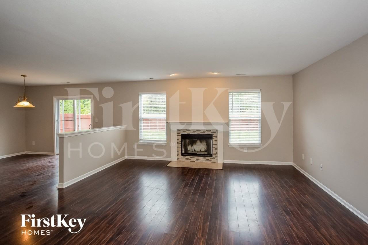 15391 Wandering Way - Photo 2 of 14