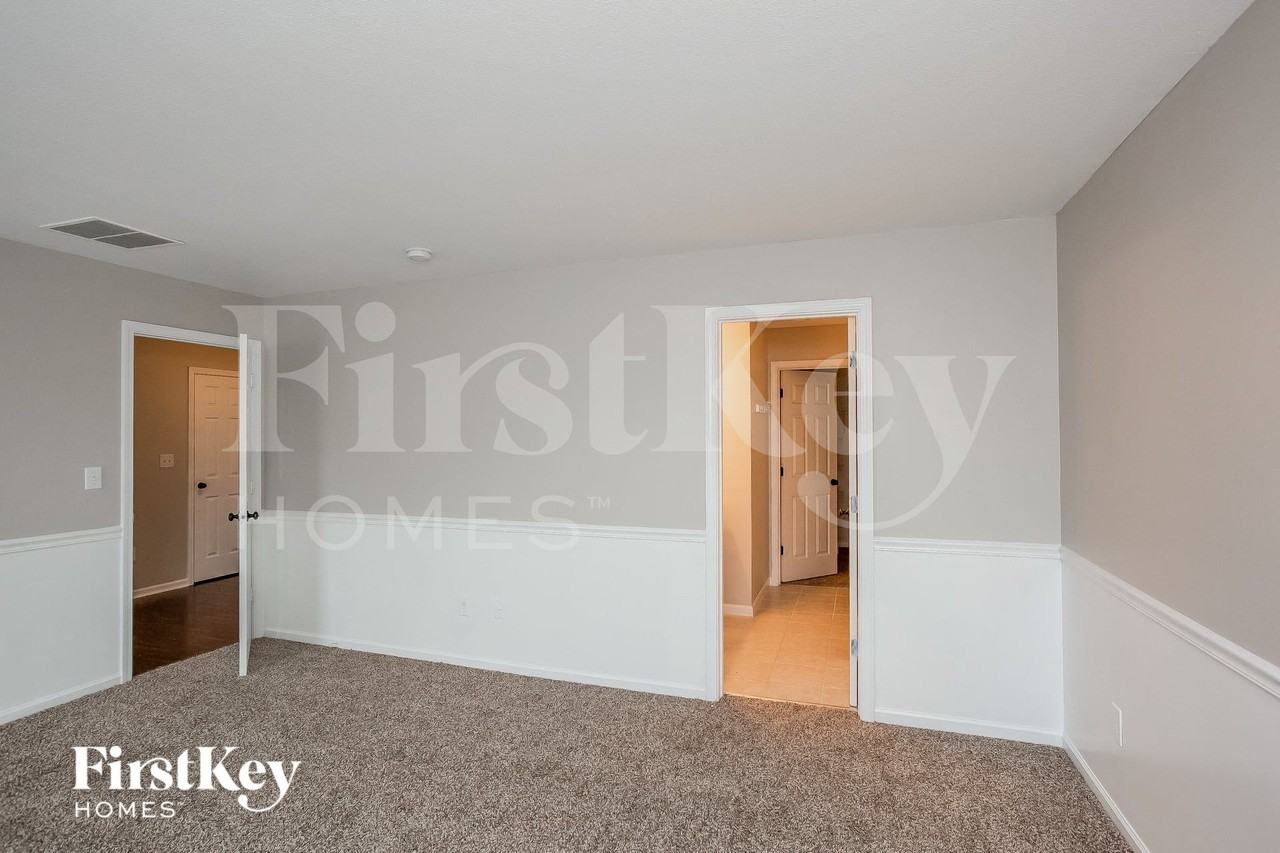 15391 Wandering Way - Photo 7 of 14