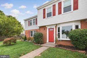 featured image of 8853 Teakwood Ct