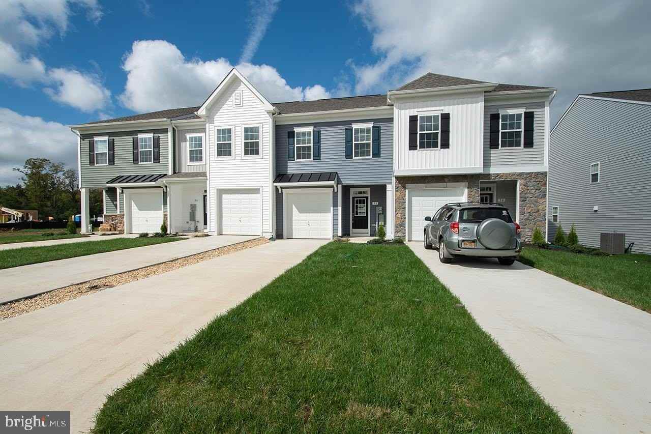 54 Melsonby Dr - Photo 2 of 34