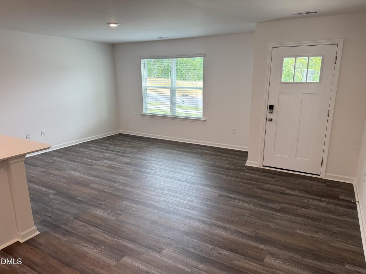 275 Rusling Leaf Dr - Photo 4 of 18