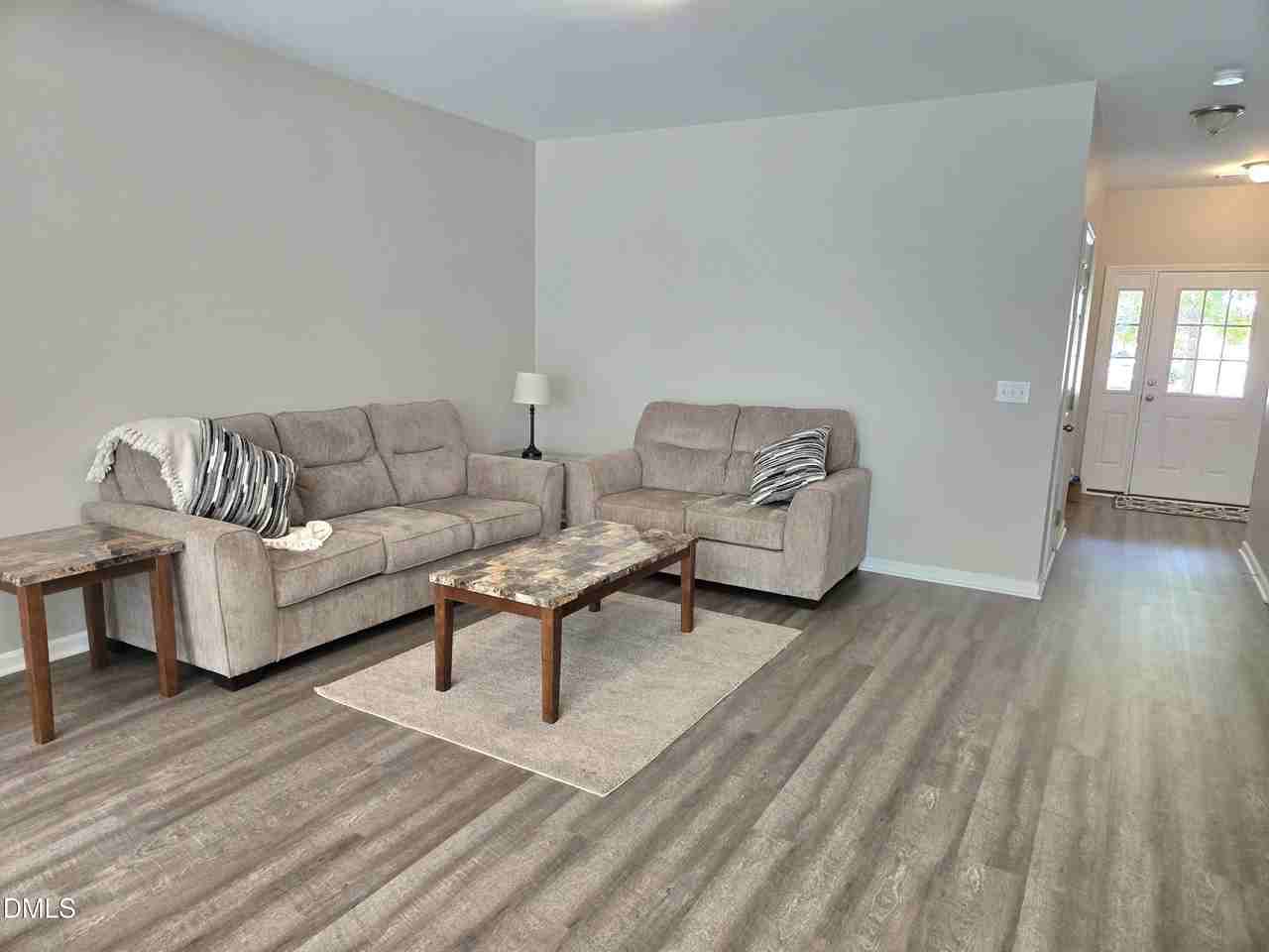 72 E Grove Point Dr - Photo 2 of 17