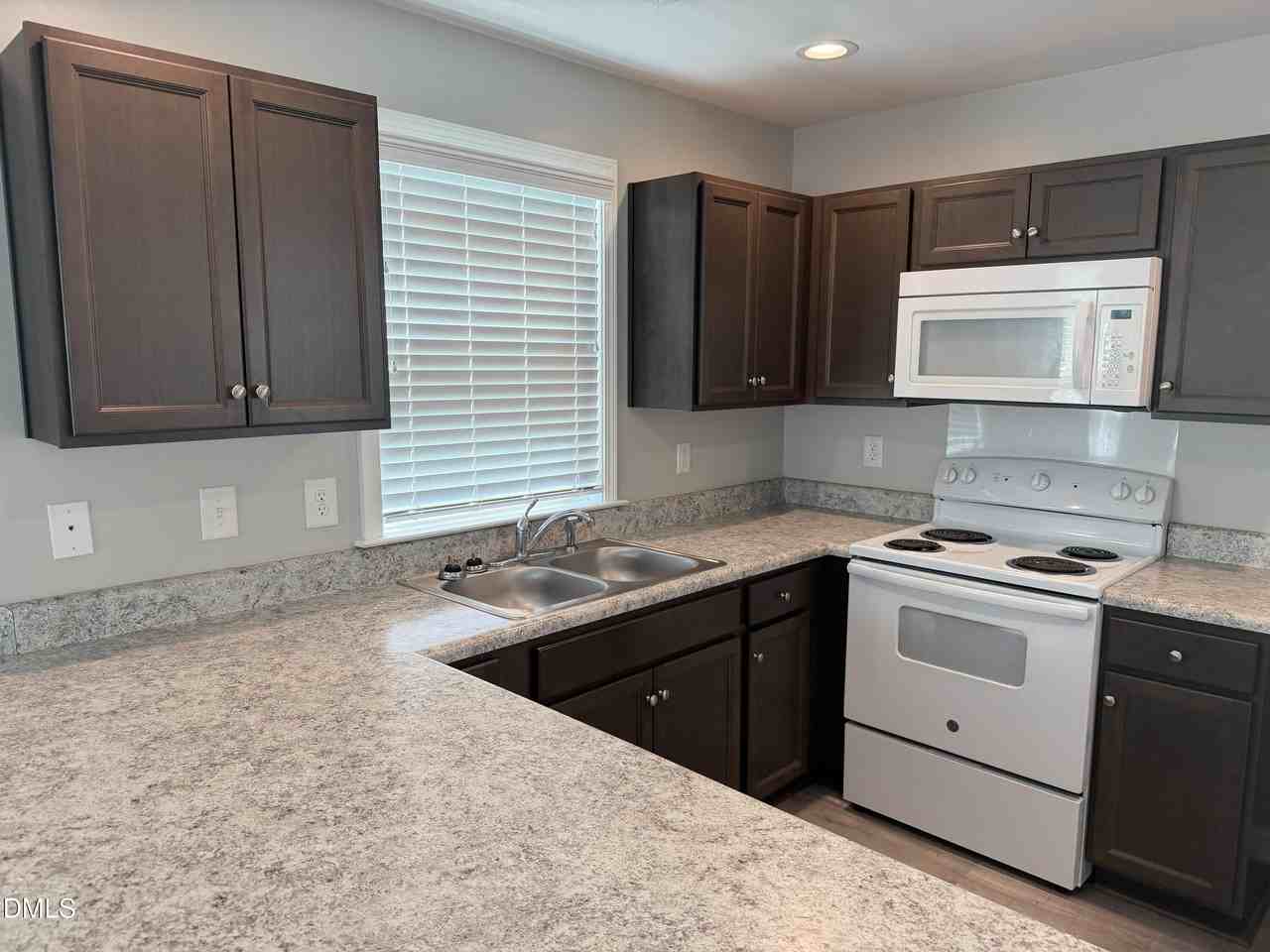 1577 N Carolina 39, Selma NC 27576 - Photo 6 of 14