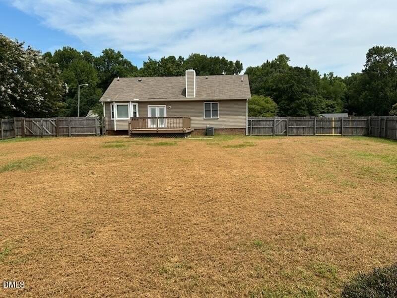 2325 Stephanie Ln - Photo 3 of 20