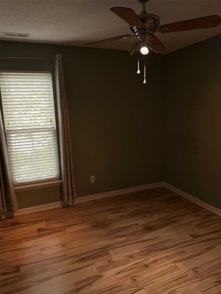 4307 Eleanors Way - Photo 7 of 9