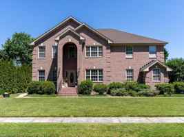 featured image of 138 Greengable Way