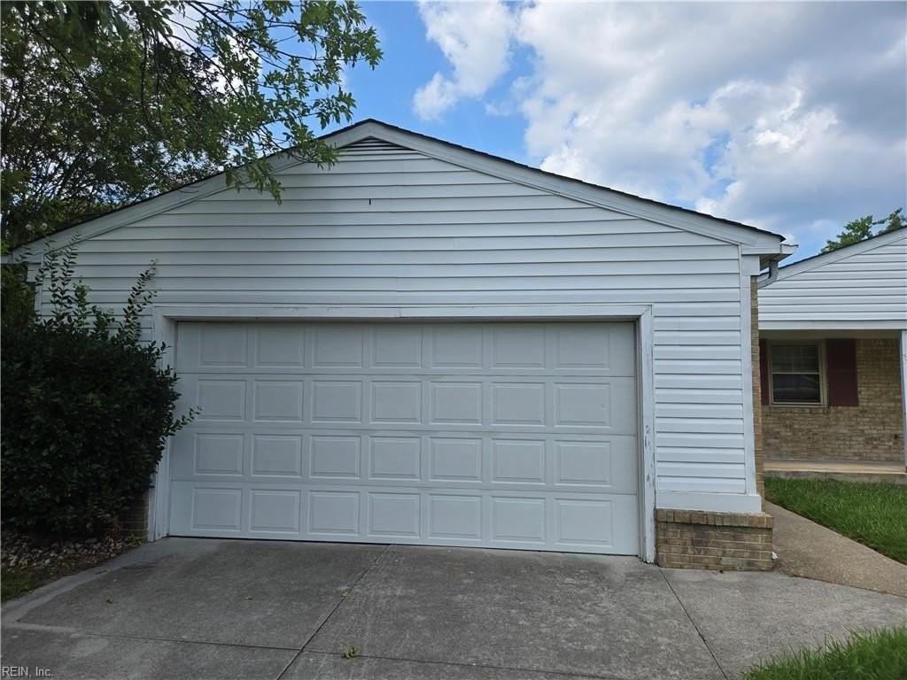 844 Lord Leighton Dr - Photo 2 of 29
