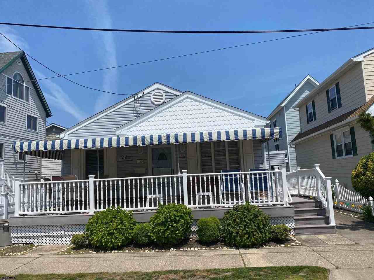 135 N Woodcrest Ave - Photo 2 of 14