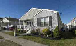 220 N 35th Ave - Photo 1 of 1