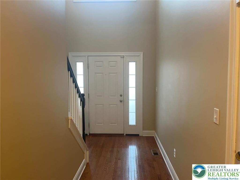 1621 Finches Garden Rd - Photo 4 of 23