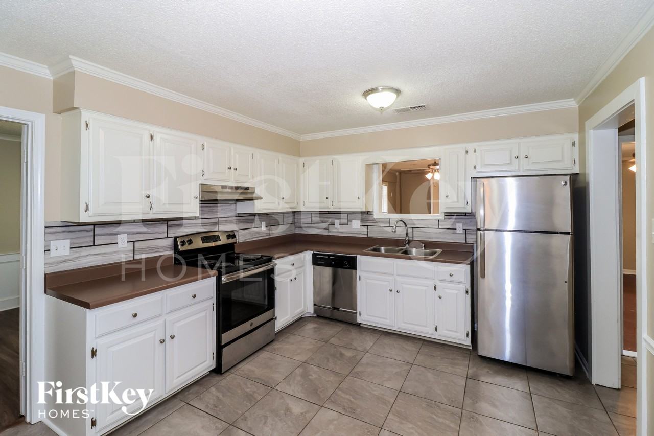 970 Hawkview Dr - Photo 7 of 15