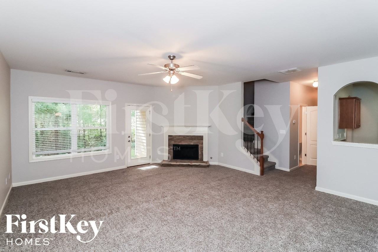 84 Ivey Meadow Dr - Photo 2 of 15