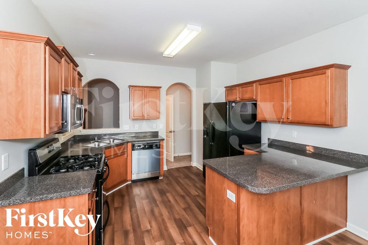 84 Ivey Meadow Dr - Photo 5 of 15