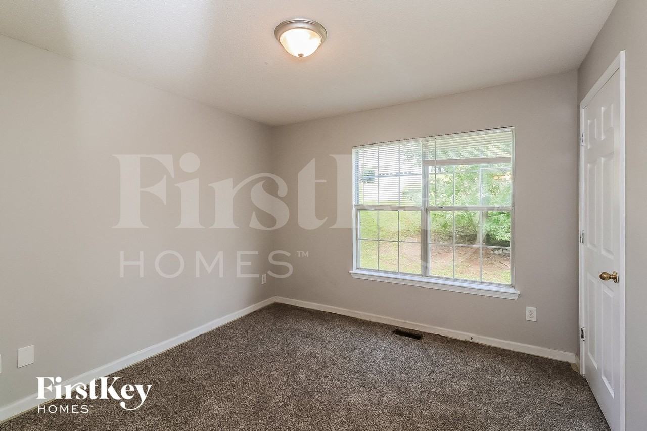 7795 Poppy Dr - Photo 7 of 11