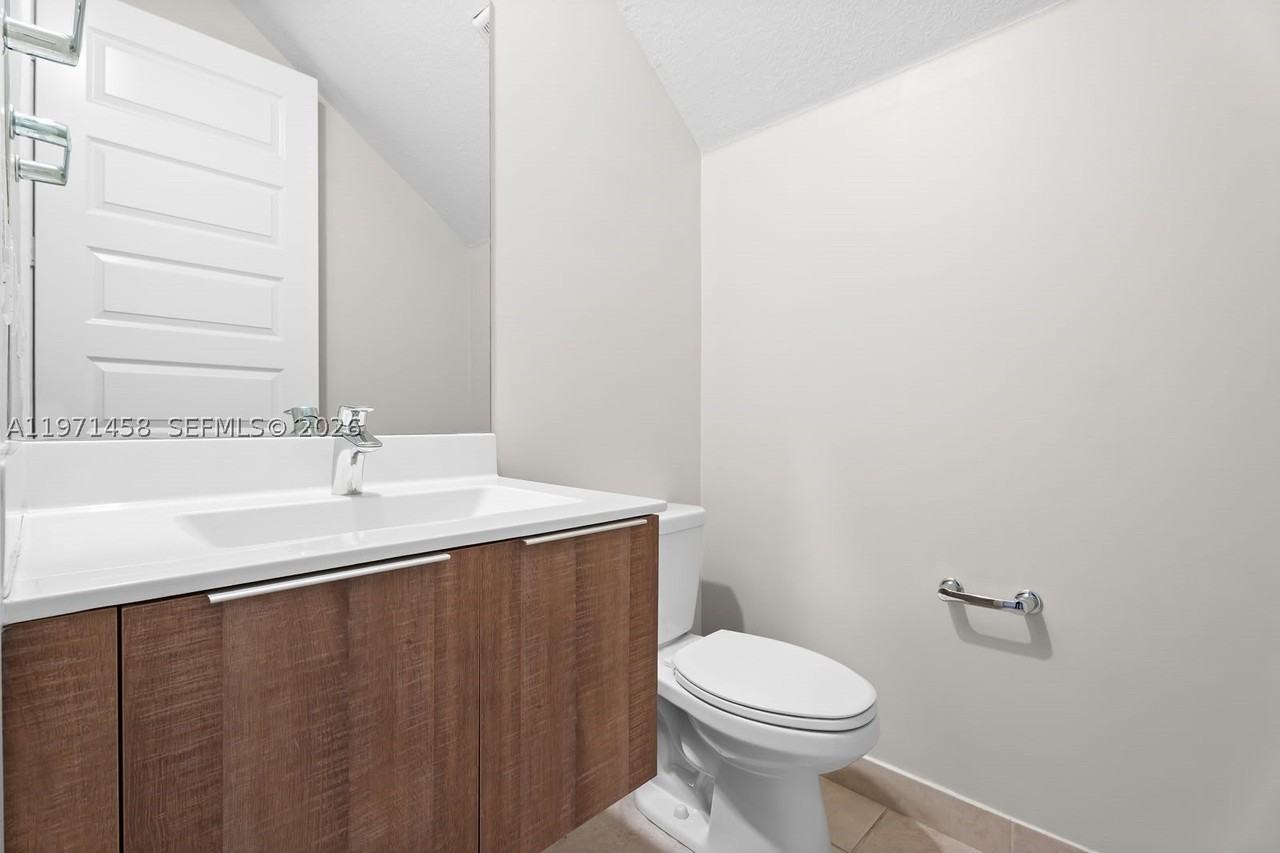 8058 Nw 105th Ct - Photo 5 of 15