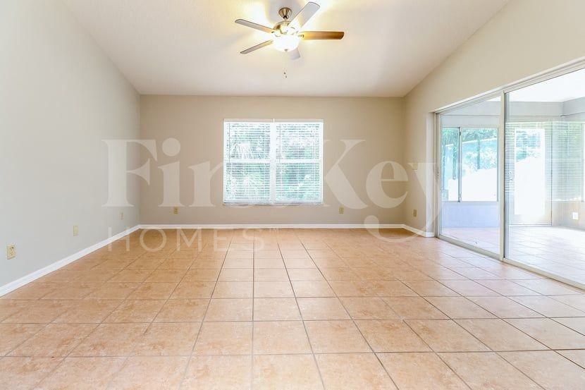 439 Dixie Hwy - Photo 4 of 18