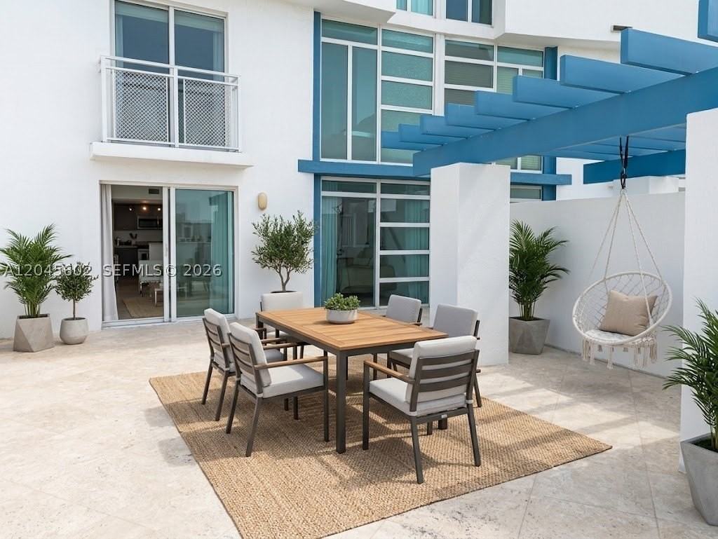 7600 Collins Ave #712 - Photo 6 of 27