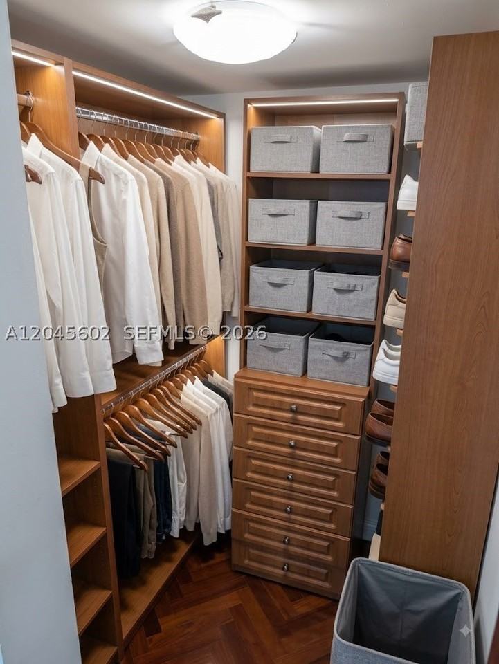7600 Collins Ave #712 - Photo 7 of 27