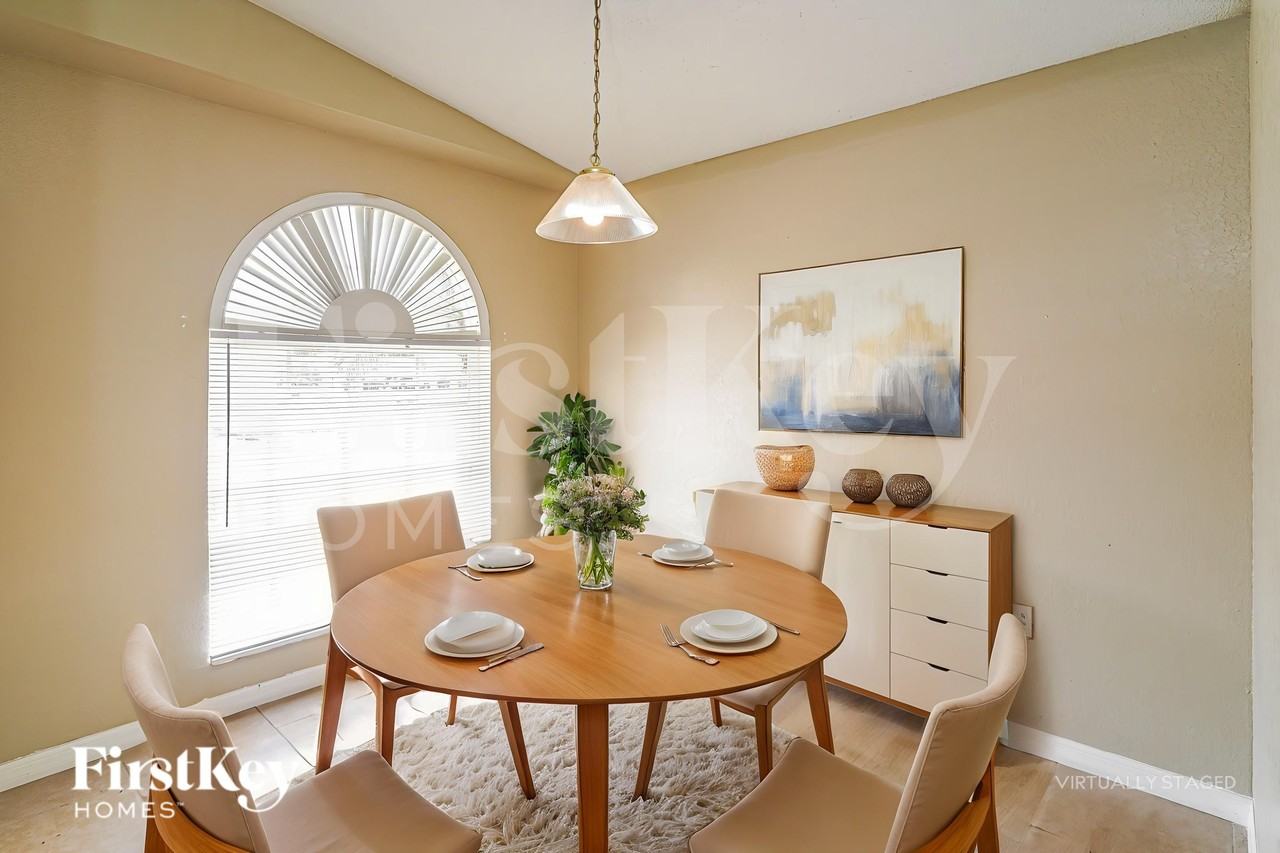 175 Kings Pond Ave - Photo 5 of 19