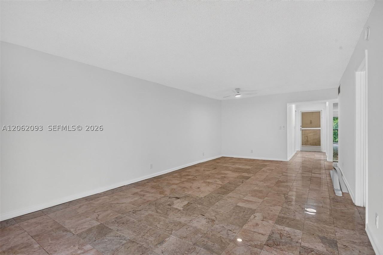 6080 Nw 44th St #410 - Photo 4 of 17
