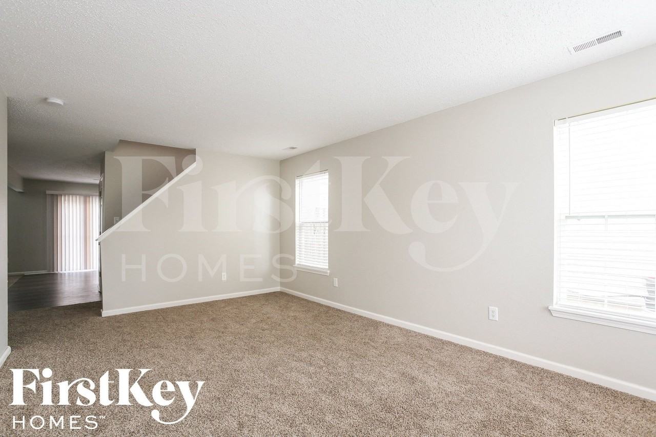 11334 Smoothbark Dr - Photo 3 of 15