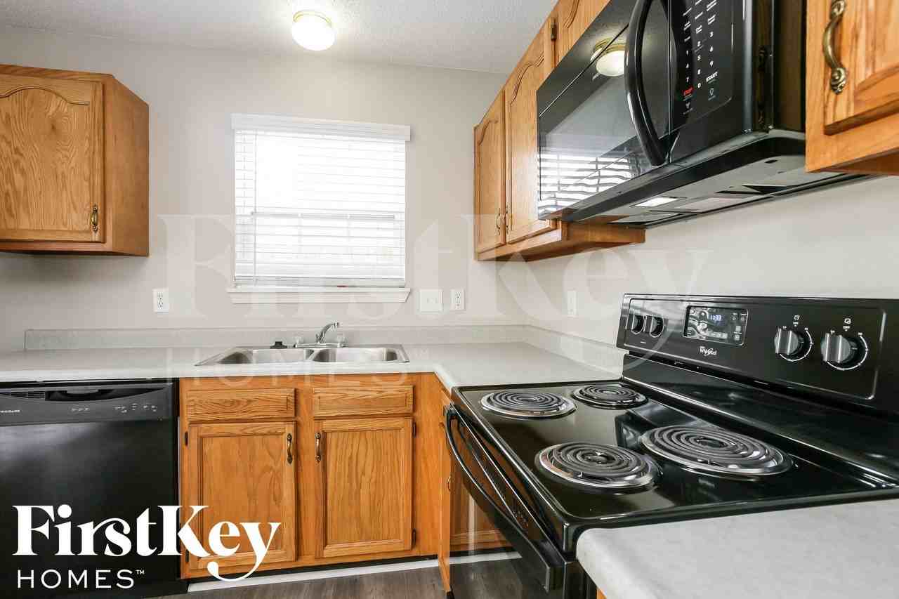 11334 Smoothbark Dr - Photo 4 of 15