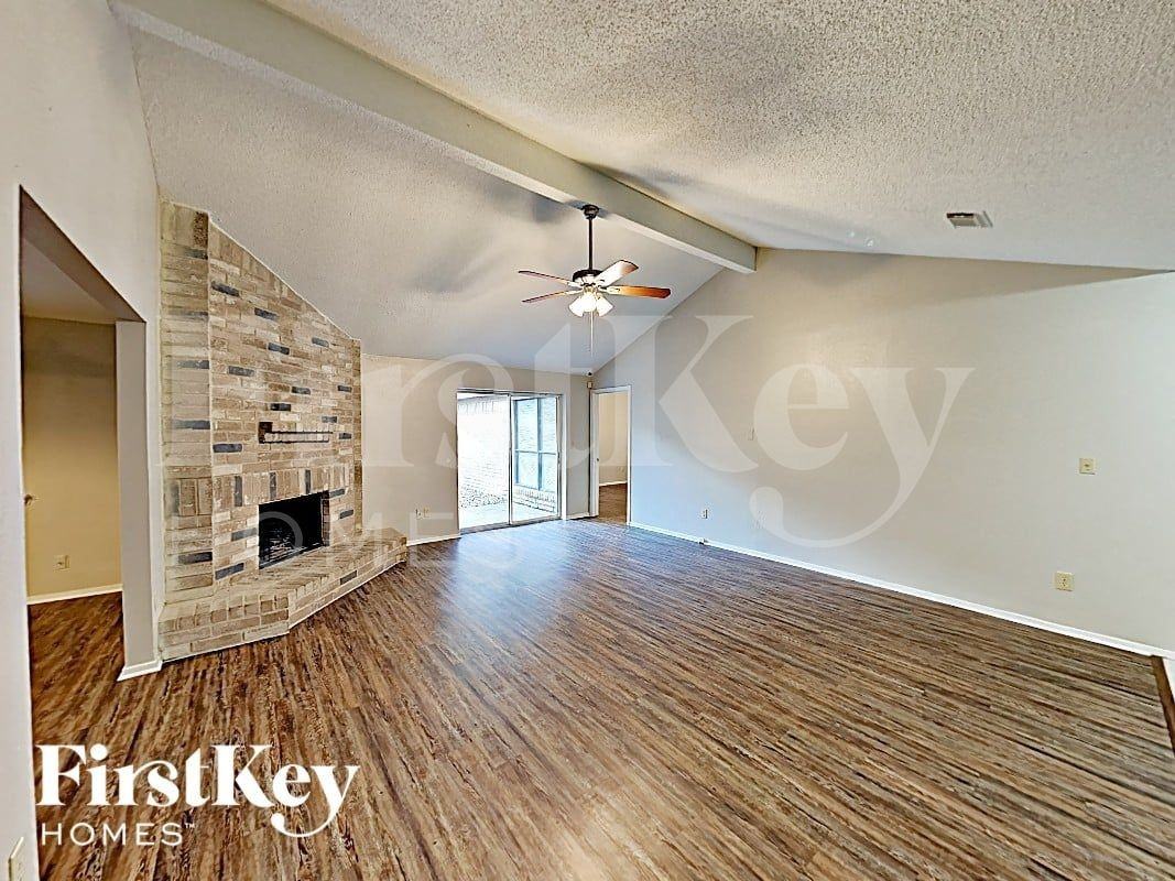 10507 Village Trail Dr - Photo 3 of 13