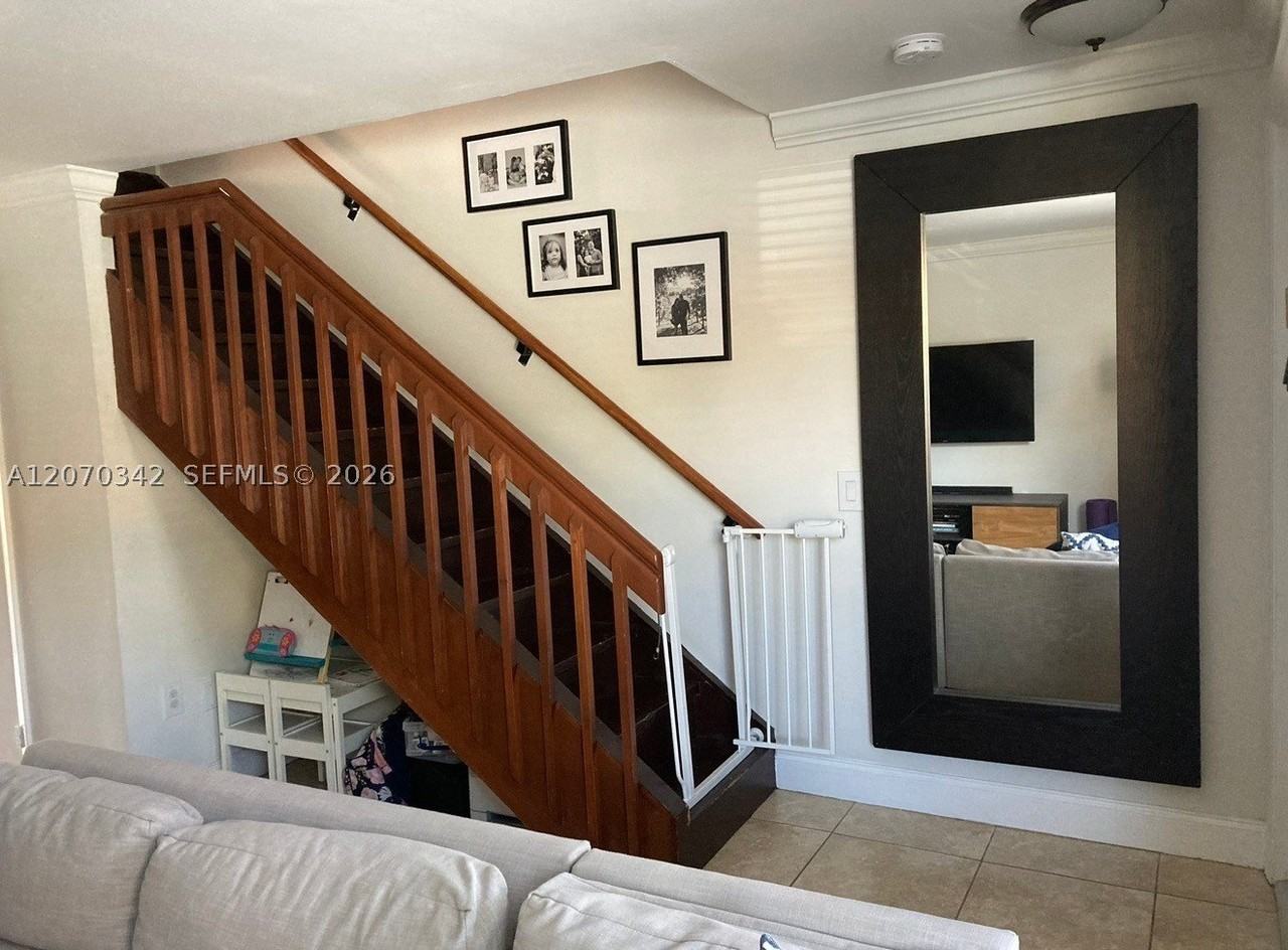 10093 Sw 77th Ct #10093 - Photo 5 of 13