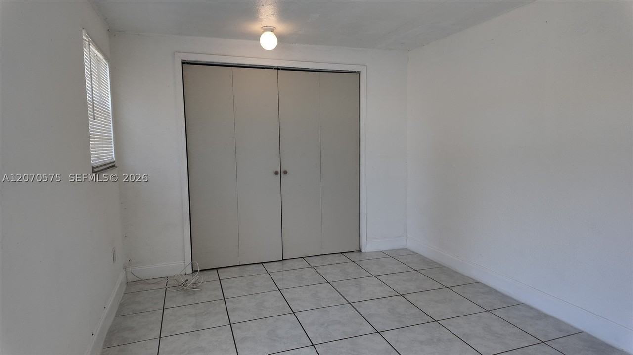 9815 Sw 51st Ter #2 - Photo 3 of 12