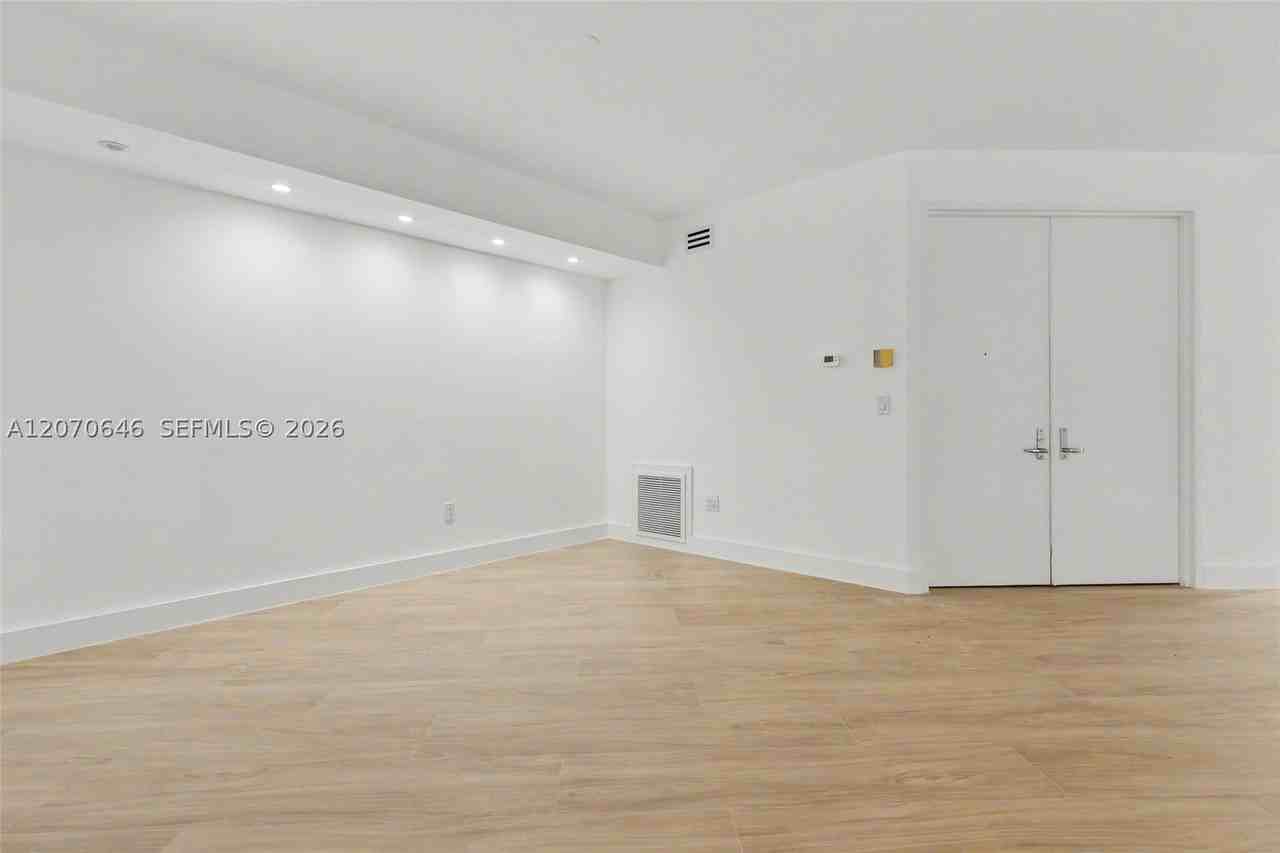 731 Crandon Blvd #208 - Photo 7 of 50