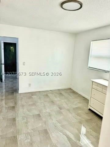 6201 Sw 37th Ct #3B - Photo 4 of 9