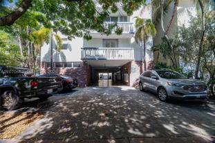 921 Jefferson Ave #3C - Photo 1 of 1