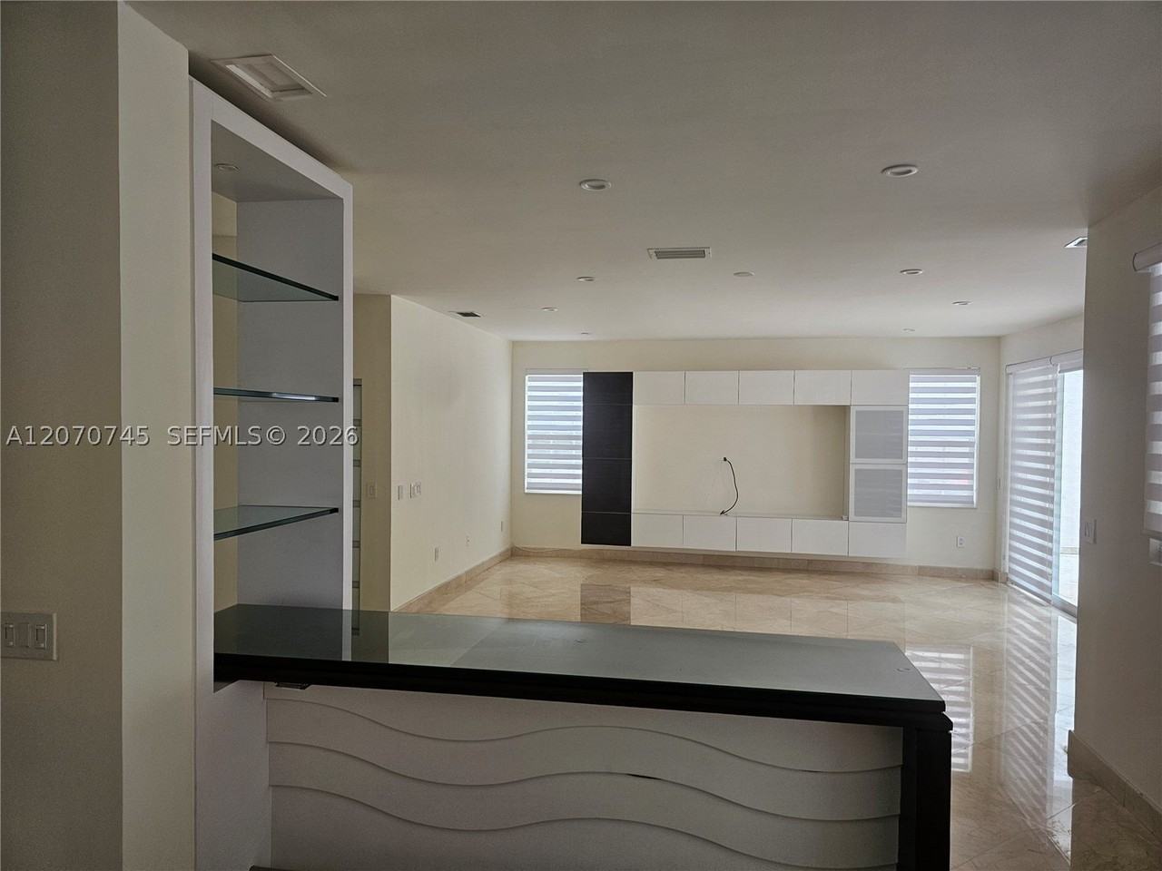 4501 Nw 93rd Doral Ct - Photo 3 of 23
