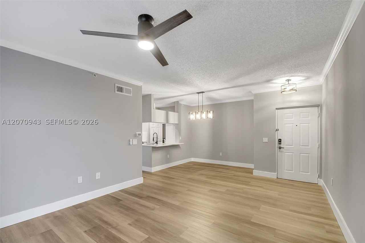 2206 Tuscany Way #2206 - Photo 5 of 50