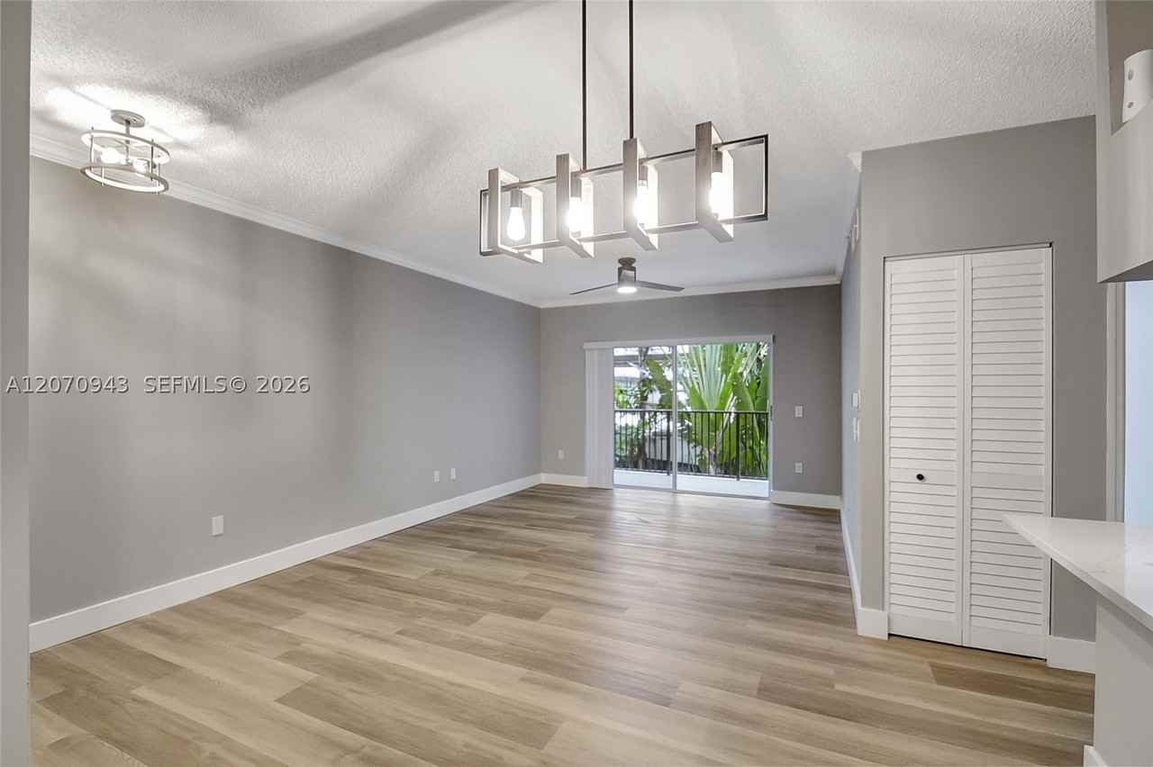2206 Tuscany Way #2206 - Photo 6 of 50