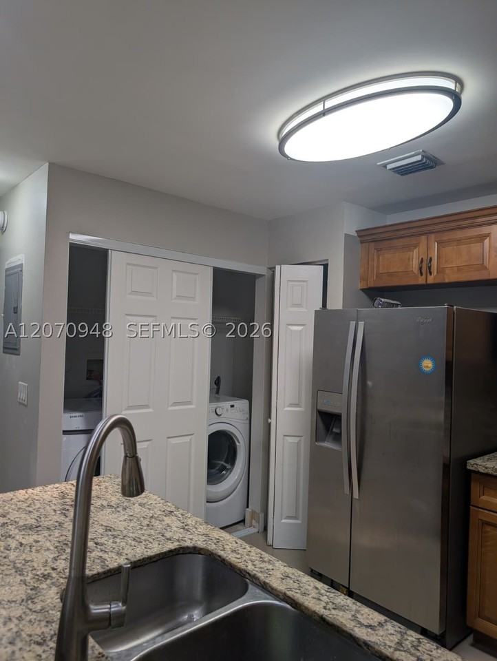 7162 Sportsmans Dr #7162 - Photo 6 of 22