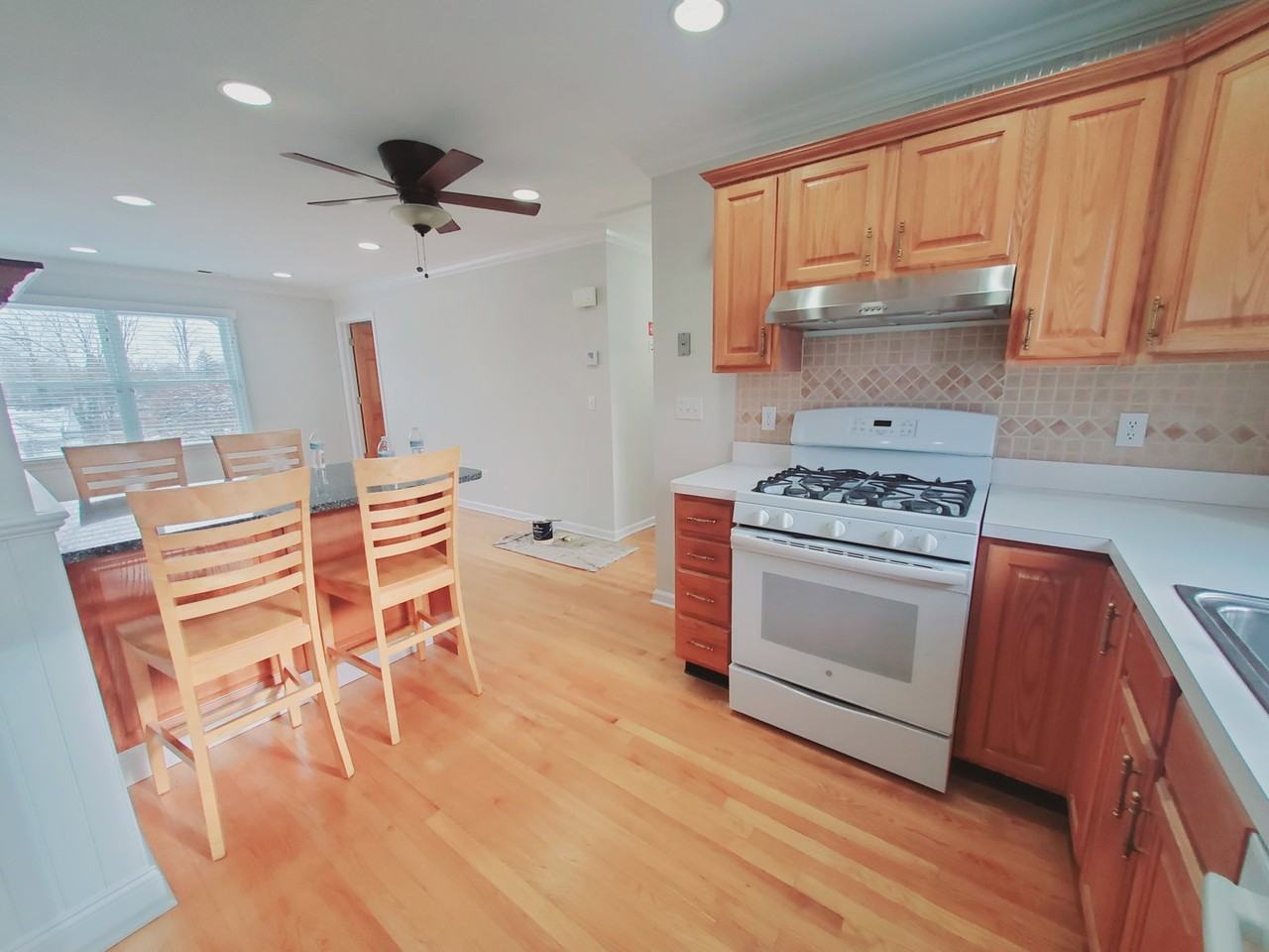 50 Oxford Ct #2 - Photo 2 of 7