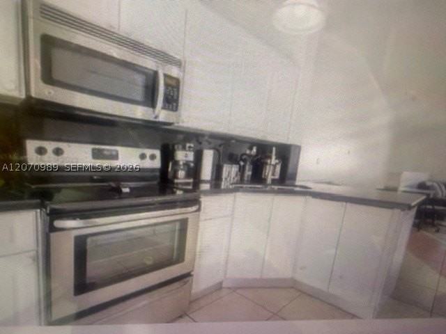 2485 W 76th St #207 - Photo 5 of 11