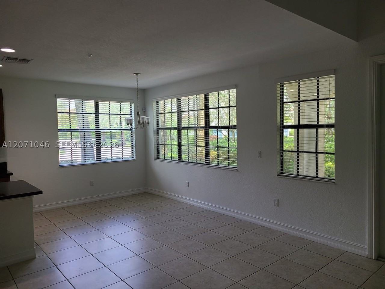 11362 Sw 15th St - Photo 7 of 18