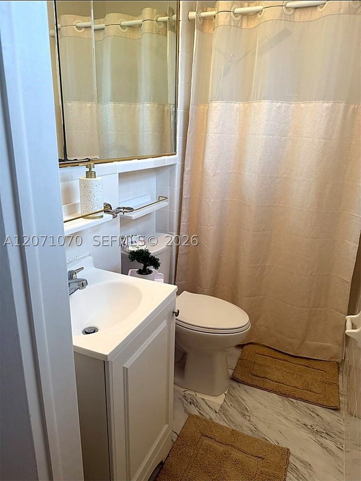 2310 Sw 79th Ct - Photo 3 of 5