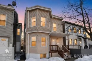 190 N 1st St #1 - Photo 1 of 1