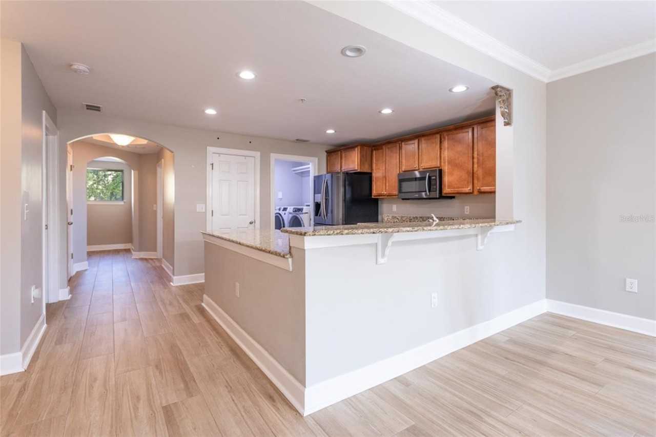 300 Bella Harbor Ct #101 - Photo 6 of 43