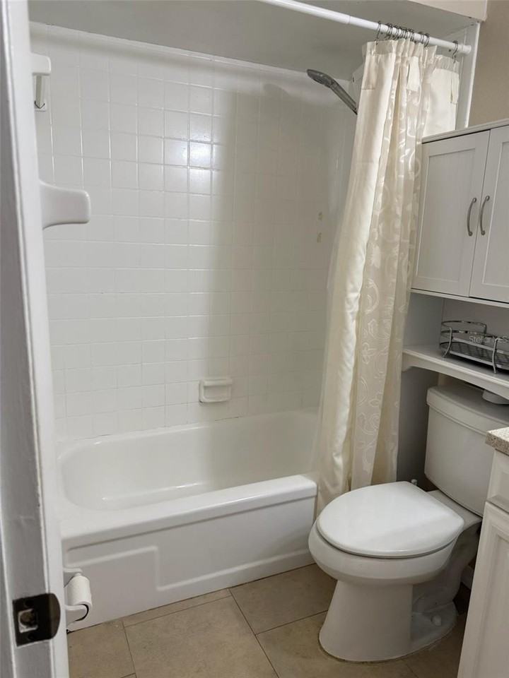1419 Davidson St - Photo 4 of 12
