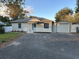 featured image of 1129 Ne 12th St