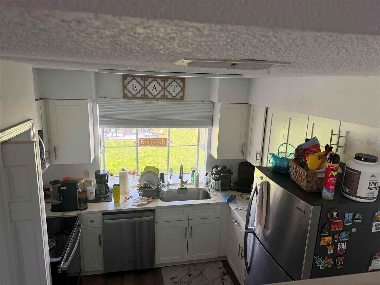 9924 Surrey Ridge Rd - Photo 7 of 23