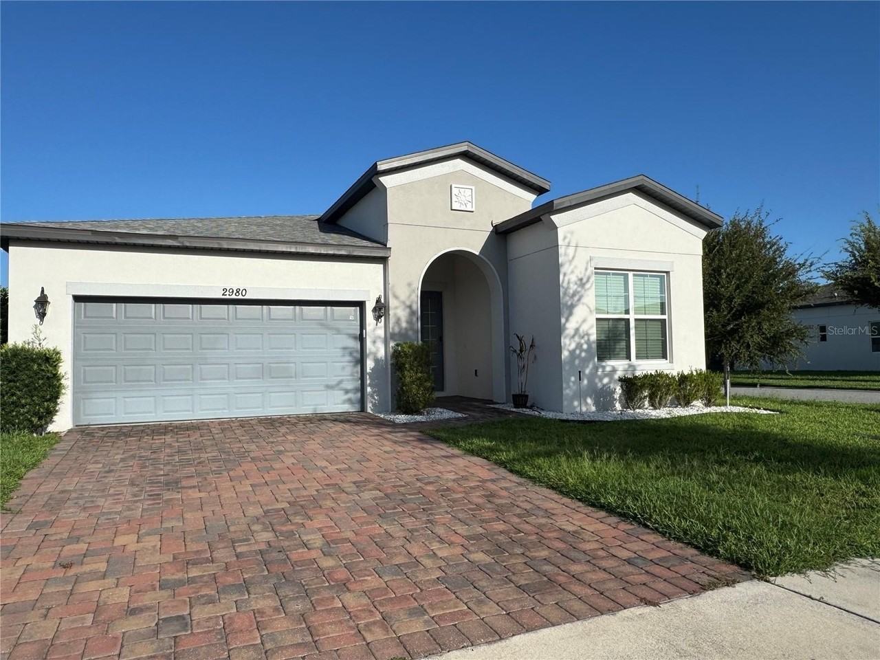 2980 Scarlett Dr - Photo 2 of 24