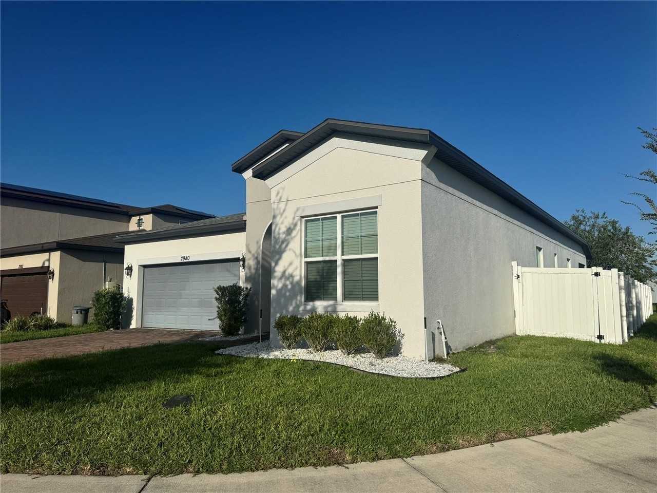 2980 Scarlett Dr - Photo 3 of 24