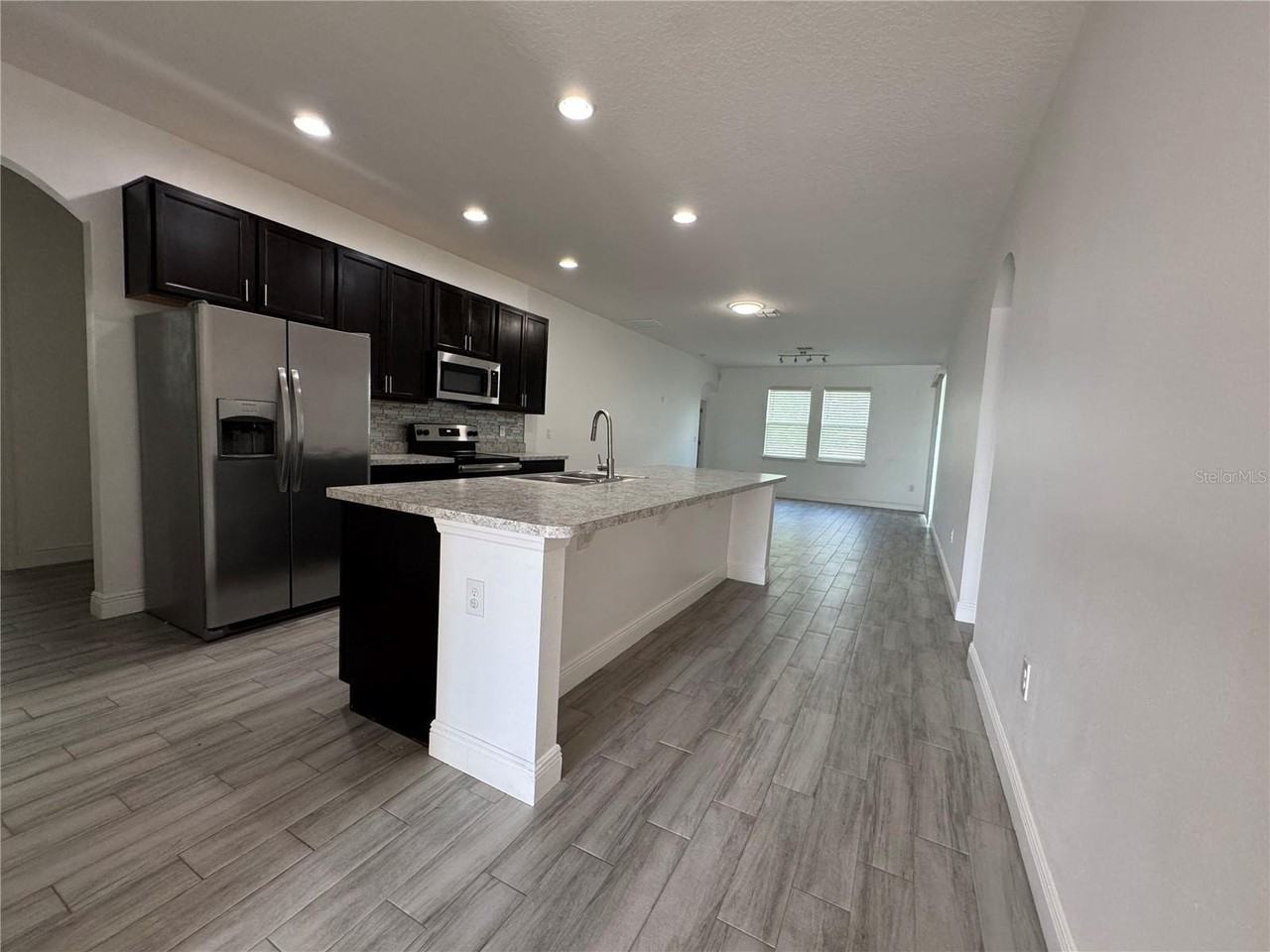 2980 Scarlett Dr - Photo 4 of 24